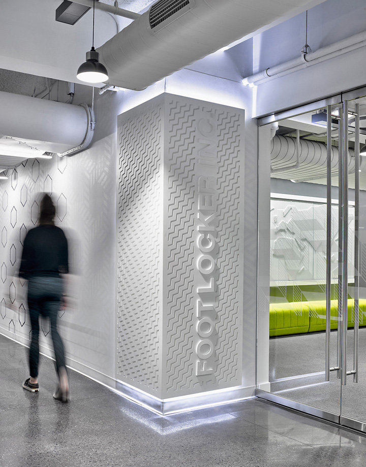 唯美工業風 美國零售商Foot Locker紐約總部設計欣賞